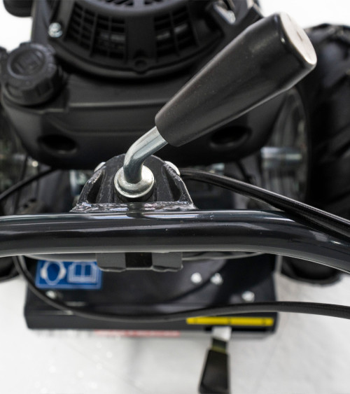 Desbrozadora de ruedas autopropulsada con hilo Roteco Mulcher Summit