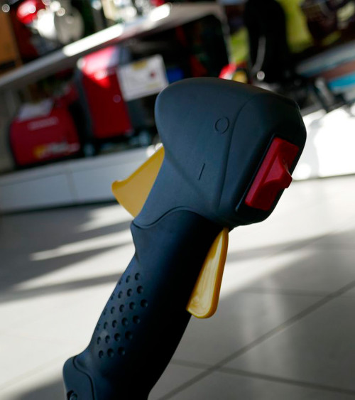 Desbrozadora gasolina Honda UMK 450 UE — 47,9 cc 8,1 kg