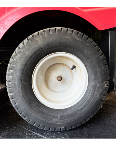 Tractor cortacésped segunda mano MTD LE 155 H 92cm 500cc