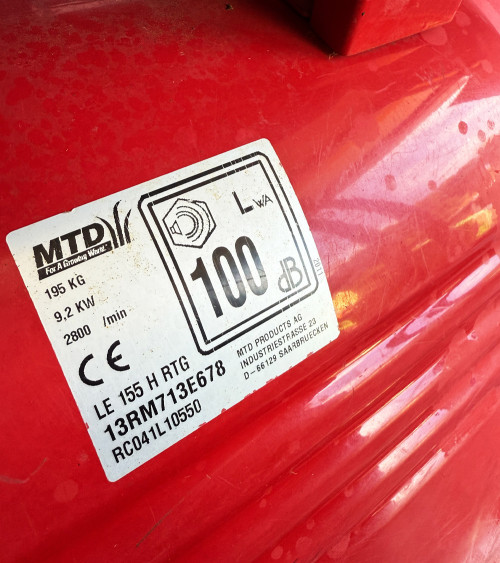 Tractor cortacésped segunda mano MTD LE 155 H 92cm 500cc