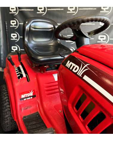 Tractor cortacésped segunda mano MTD LE 155 H 92cm 500cc