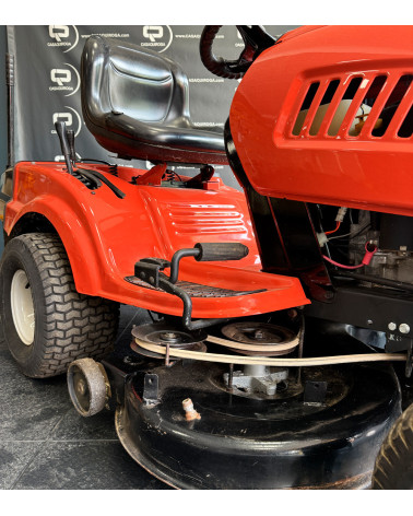 Tractor cortacésped segunda mano MTD LN 200 H 105cm 656cc