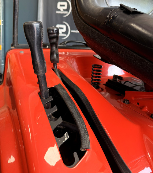 Tractor cortacésped segunda mano MTD LN 200 H 105cm 656cc