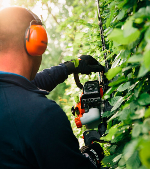 Cortasetos gasolina corte doble ECHO HCR-165ES — 21,2cc 5,1kg 64cm