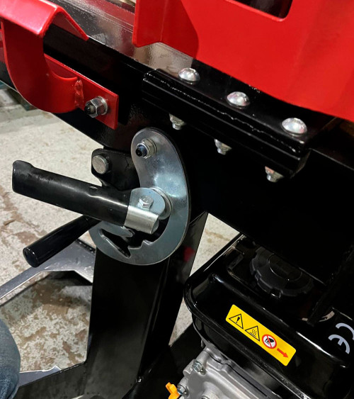 Astilladora leña 15 toneladas gasolina 2 velocidades y 3 posiciones Roteco TOP LINE