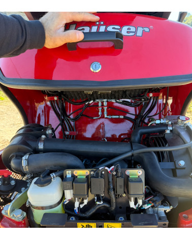 Mini Excavadora Kubota Hauser XR12-9 23HP Diesel Orugas retráctiles Mandos pilotados Giro lateral