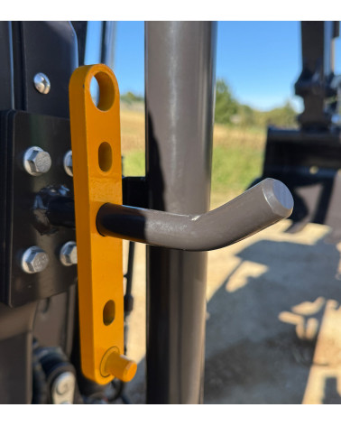 Mini Excavadora Kubota Hauser XR12-9 23HP Diesel Orugas retráctiles Mandos pilotados Giro lateral