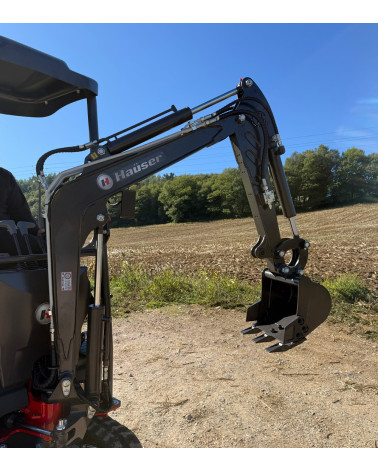 Mini Excavadora Kubota Hauser XR12-9 23HP Diesel Orugas retráctiles Mandos pilotados Giro lateral