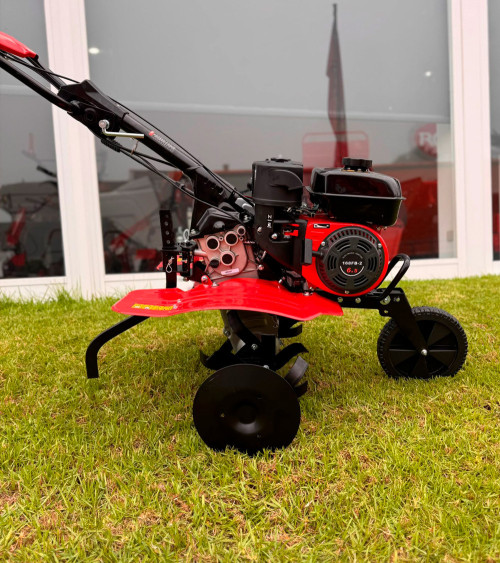 Motoazada Roteco Europa 500 6.5HP 82cm (incluye ruedas)