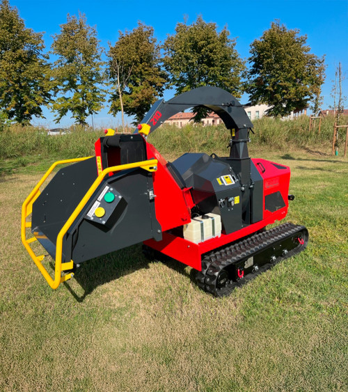 Biotrituradora orugas profesional Diésel 25,2HP 200MM Caravaggi CP-210 KD TN