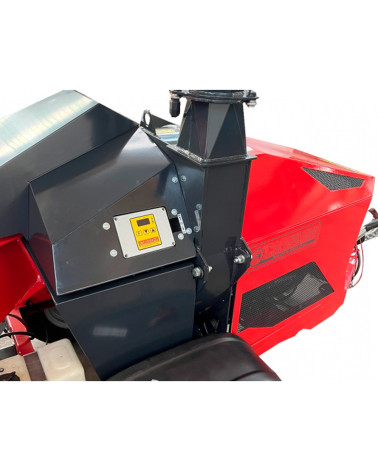 Biotrituradora profesional remolcable Caravaggi CP-210 Gasolina 38HP 210MM