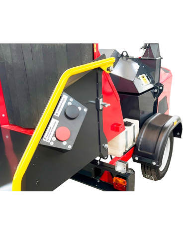 Biotrituradora profesional remolcable Caravaggi CP-210 Gasolina 38HP 210MM