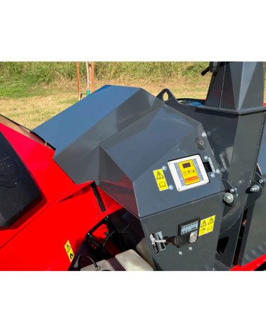 Biotrituradora profesional remolcable Caravaggi CP-210 Gasolina 38HP 210MM