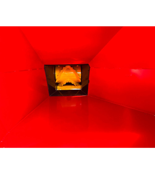 Biotrituradora profesional remolcable Caravaggi CP-210 Gasolina 38HP 210MM