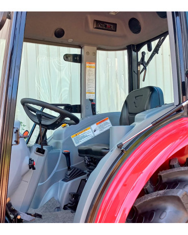 Tractor pequeño TYM 6225C — 58HP Giro 52º