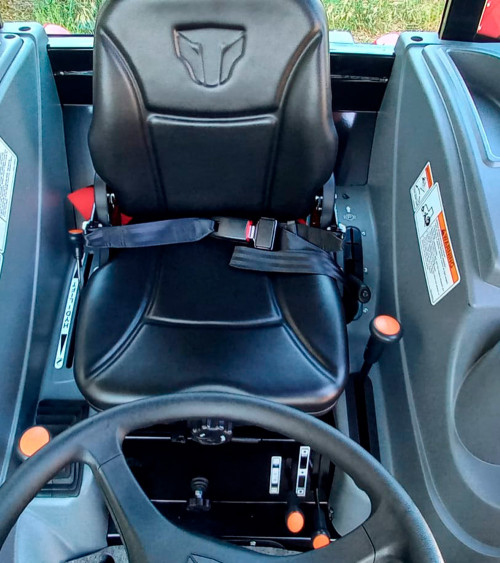 Tractor pequeño TYM 6225C — 58HP Giro 52º