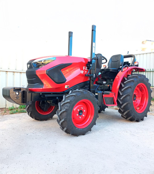 Tractor pequeño TYM F25R — 25HP Giro 52º