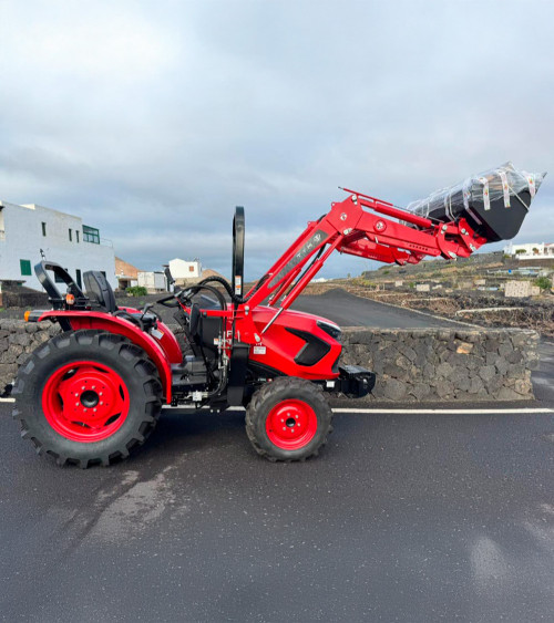Tractor pequeño TYM F25R — 25HP Giro 52º