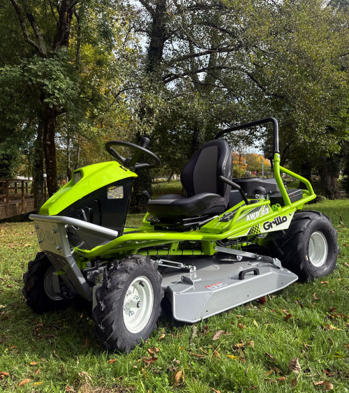 Tractor desbrozadora Grillo Climber 10 AWD 23 22HP 4x4 93cm