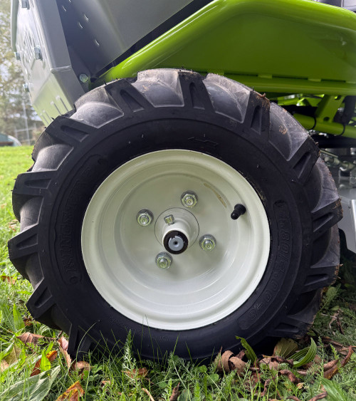 Tractor desbrozadora Grillo Climber 10 AWD 23 22HP 4x4 93cm