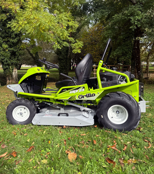 Tractor desbrozadora Grillo Climber 10 AWD 23 22HP 4x4 93cm