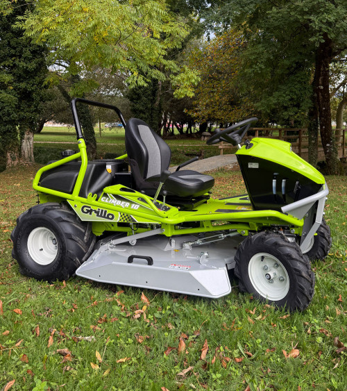 Tractor desbrozadora Grillo Climber 10 AWD 23 22HP 4x4 93cm