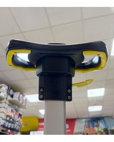 Fregadora aspiradora KARCHER BD 30/4 C Bp Pack Li de segunda mano