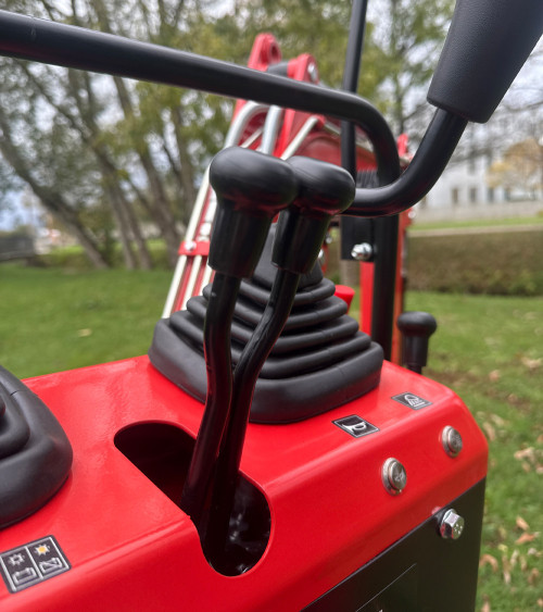 Mini excavadora 765kg gasolina Roteco Bigant 800