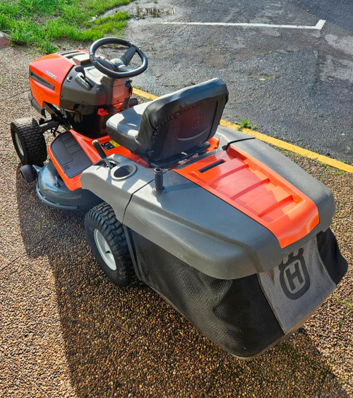 Tractor cortacésped Husqvarna CTH 174 97cm 608cc 18cv — Seminuevo