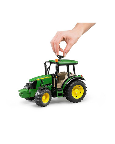 Tractor de juguete John Deere 5115M — Bruder