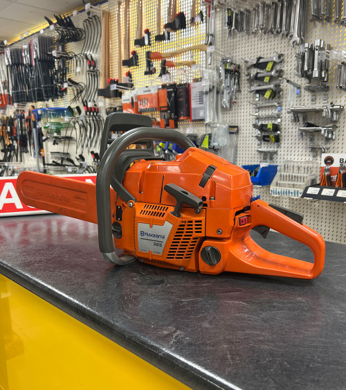 Motosierra Husqvarna 365 X-Torq segunda mano — 70,7cc 45cm 6,4kg