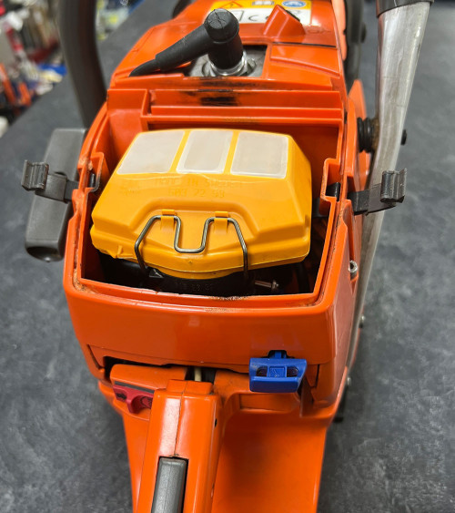 Motosierra Husqvarna 365 X-Torq segunda mano — 70,7cc 45cm 6,4kg