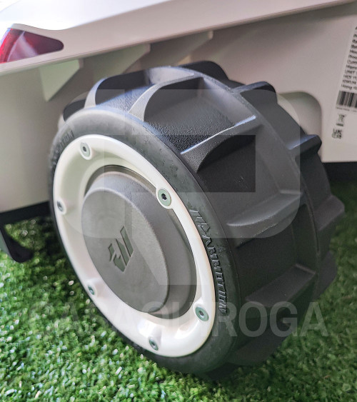 Robot cortacésped Inalámbrico Mammotion LUBA AWD 5000 mt2 4x4