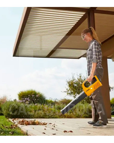 Soplador de hojas batería Stiga BL 100e Kit (batería 4.0 Ah + cargador)