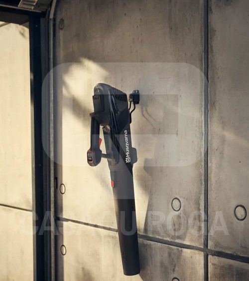 Soplador a batería Husqvarna Aspire B8X-P4A 18V (Sólo cuerpo)