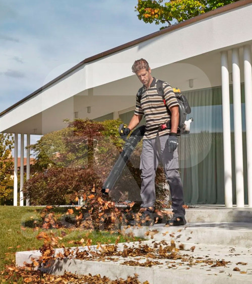 Soplador de mochila Stiga BL 980 R 75,6 cc