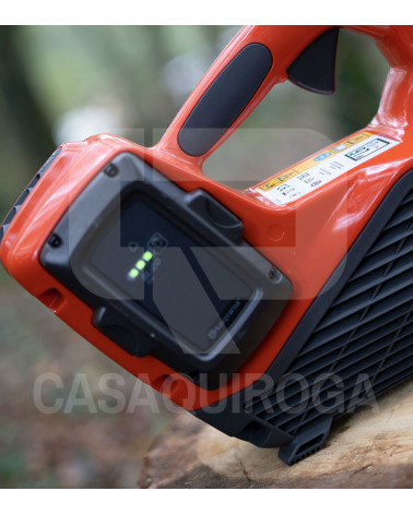 Soplador hojas batería Husqvarna 120iB (Sólo cuerpo)