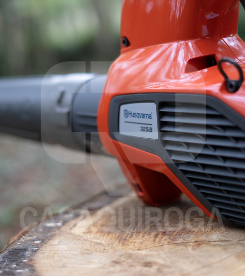 Soplador hojas batería Husqvarna 325iB (con batería y cargador)