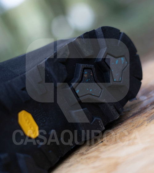 Bota Montaña Bestard Zambia AG GORE-TEX® y suela Vibram®