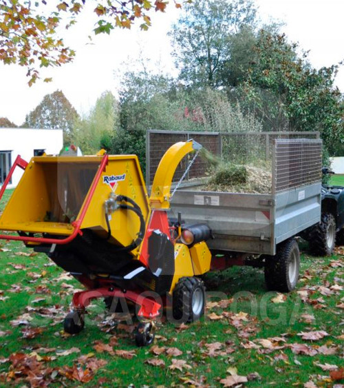 Biotrituradora profesional autopropulsada Vegetor 110 DA | Trituradora de ramas para Ayuntamientos