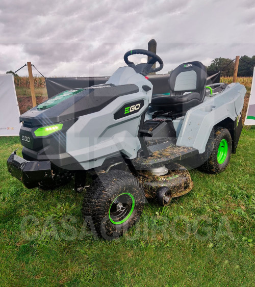 Tractor cortacésped eléctrico EGO TR3800E-B 56V 98cm 300 lt
