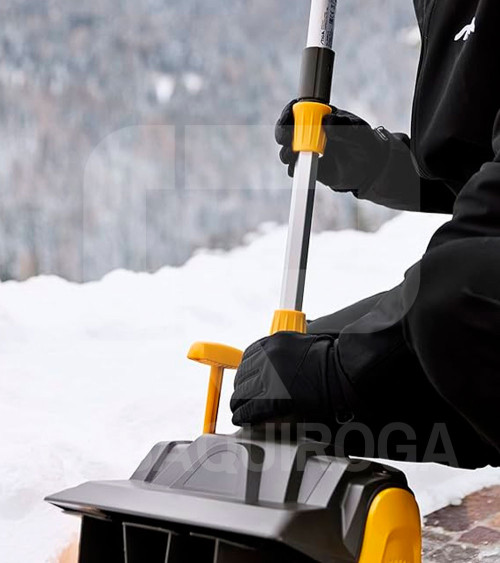 Quitanieves a batería Stiga ST 700e 50cm (2 bat 4.0Ah + cargador)