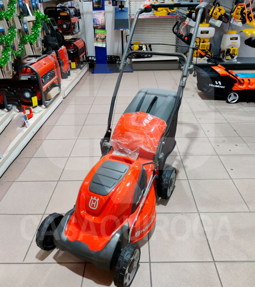 Cortacésped eléctrico Husqvarna LC141C 41cm 1.800W