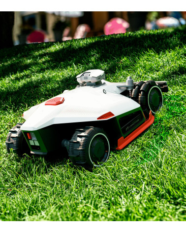 Robot cortacésped sin cables Luba 2 AWD 5000X