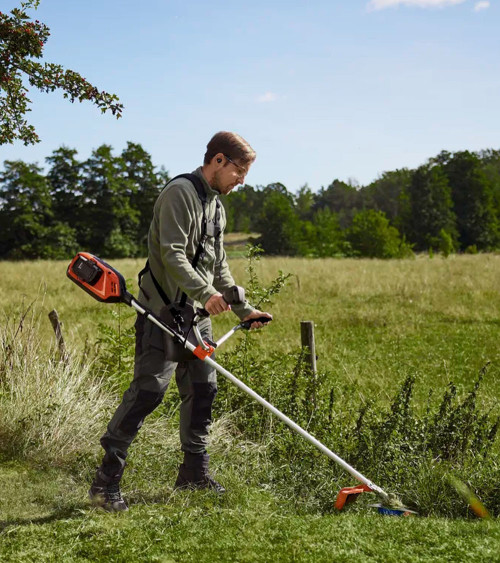 Desbrozadora batería Husqvarna 325iR (sin batería ni cargador)