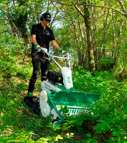 Desbrozadora profesional de orugas OREC HRC 673 - 65 cm 270 cc