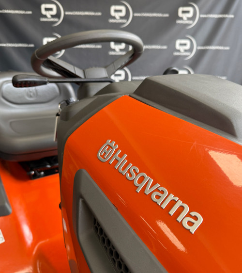 Tractor cortacésped segunda mano Husqvarna TC 142T 656cc 107 cm