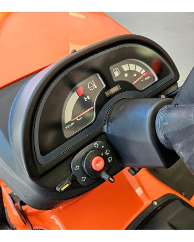 Tractor cortacésped segunda mano Kubota G23 II HD 122cm 898 cc